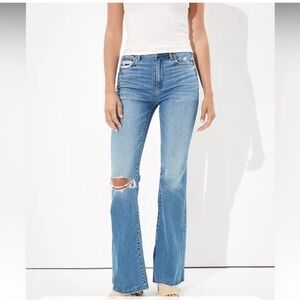 American Eagle super high rise flare 8 short